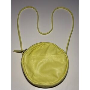 Baggu Original Milled Leather Circle Crossbody Purse — Butter